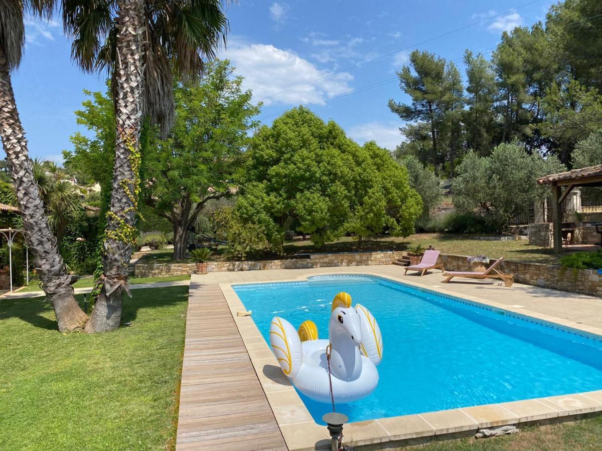 Maison Au Castellet Ле-Кастелле Экстерьер фото